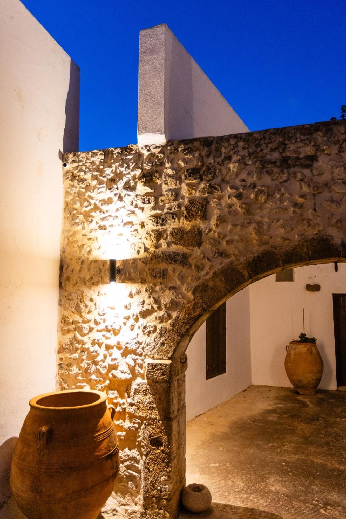 Astérion Stone Houseヴィラ エクステリア 写真
